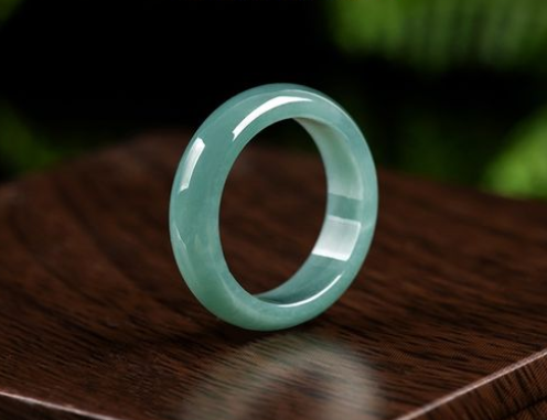 翡翠|都说翡翠行业门道深，作为新手，翡翠的这几点和“三不买”知识要知道！