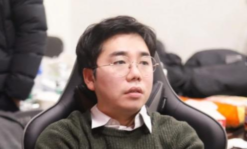 电子竞技|JDG官宣红米教练重新归来，这次却入了狼坑？队伍配置太差了