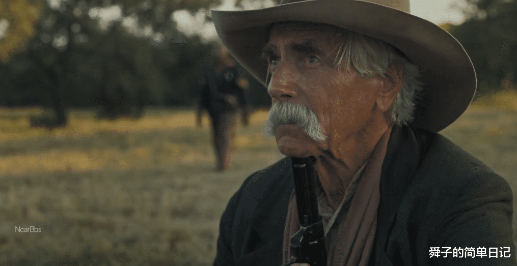 汤姆·汉克斯|太惊艳了，豆瓣评分9.5，开局就碾压《黄石》，会是今年最佳吗？