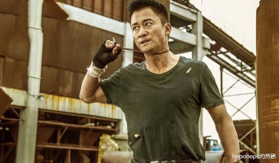吴京|《战狼3》没有消息，吴京转而执导新作，只因师兄李连杰六字警告