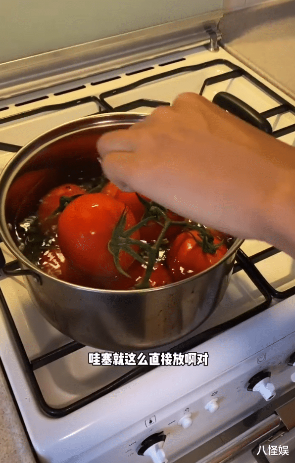 朱珠|王昀佳下厨给朱珠做孕期餐，朱珠胃口大好，曝光狭小厨房却超温馨