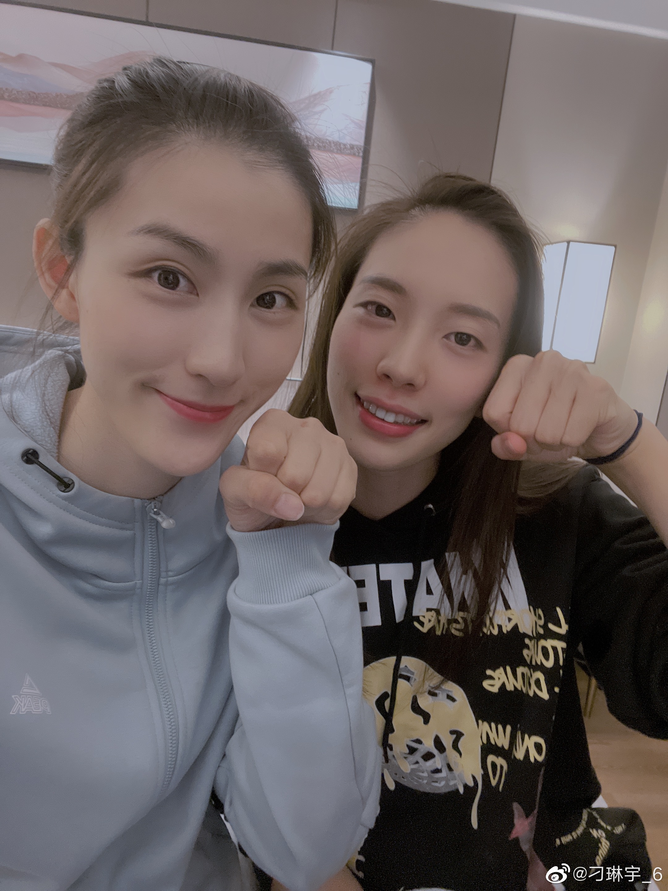 刁琳宇|美丽的女排姑娘！刁琳宇晒2022新照，江苏女排二传手能力颜值俱佳