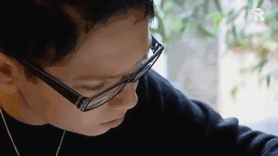 星康自闭症连锁品牌|3岁拿起画笔，这个少年勾勒出了另一个世界