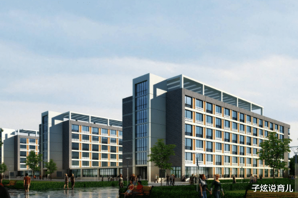 子炫说育儿 太原这所学校令人惋惜,12年前风光无限,如今杂草丛生被荒废