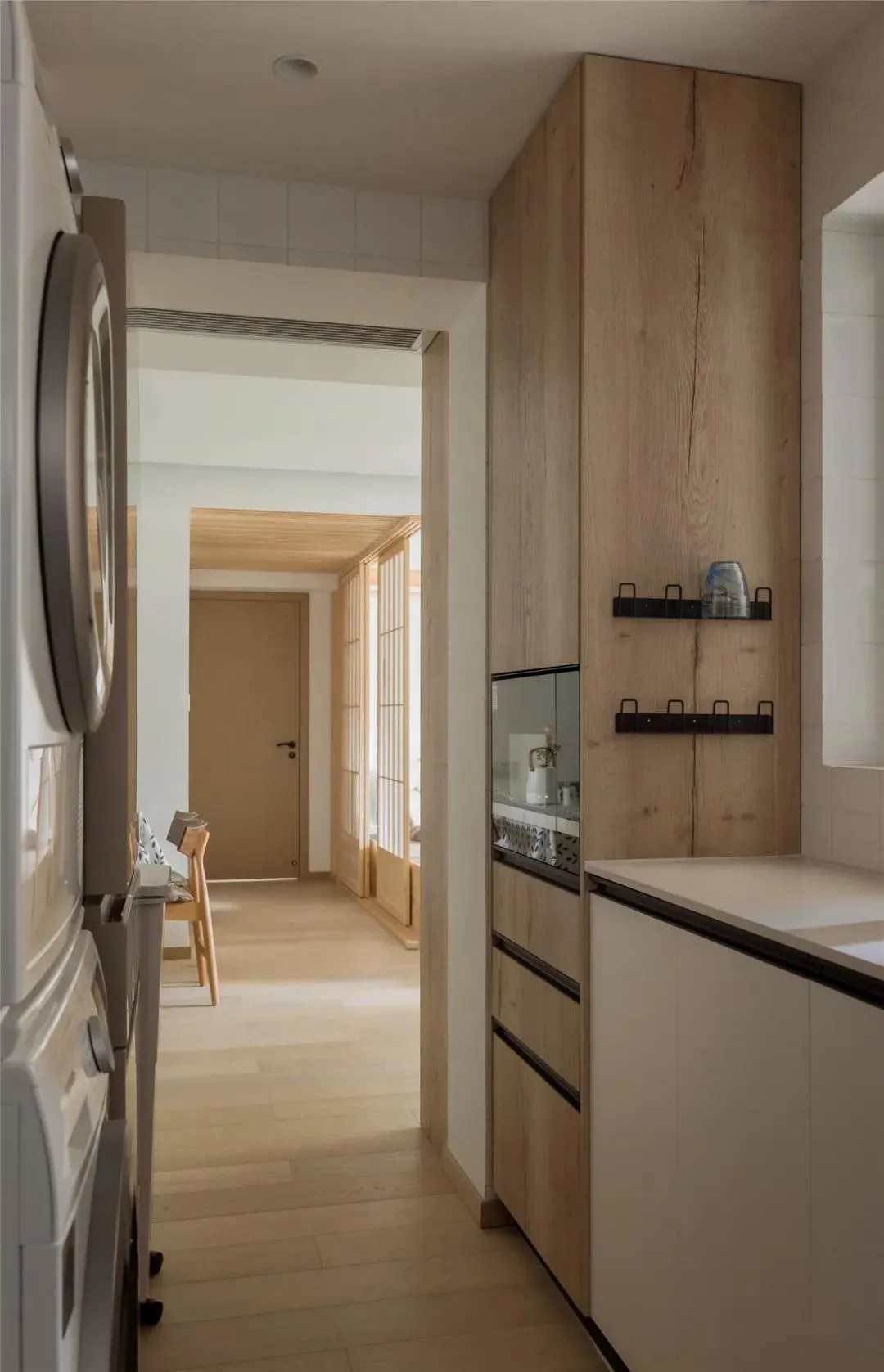 80㎡老旧小三居,改清新日式灵活两居,一个人的生活随性自由~