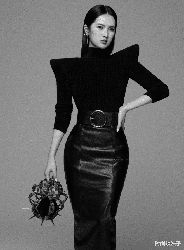 时尚辣妹子|姚安娜官宣加入《中餐厅5》,减肥成功撞脸杨幂,综艺没播就火了