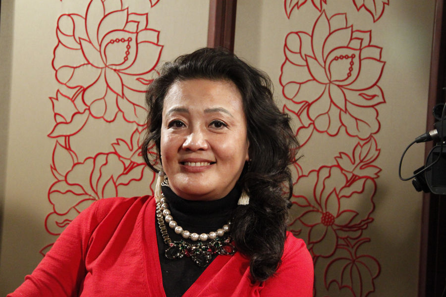 汪小菲|张兰为汪小菲出轨辟谣，不仅没有为儿子挽尊，而是提着油桶去救火