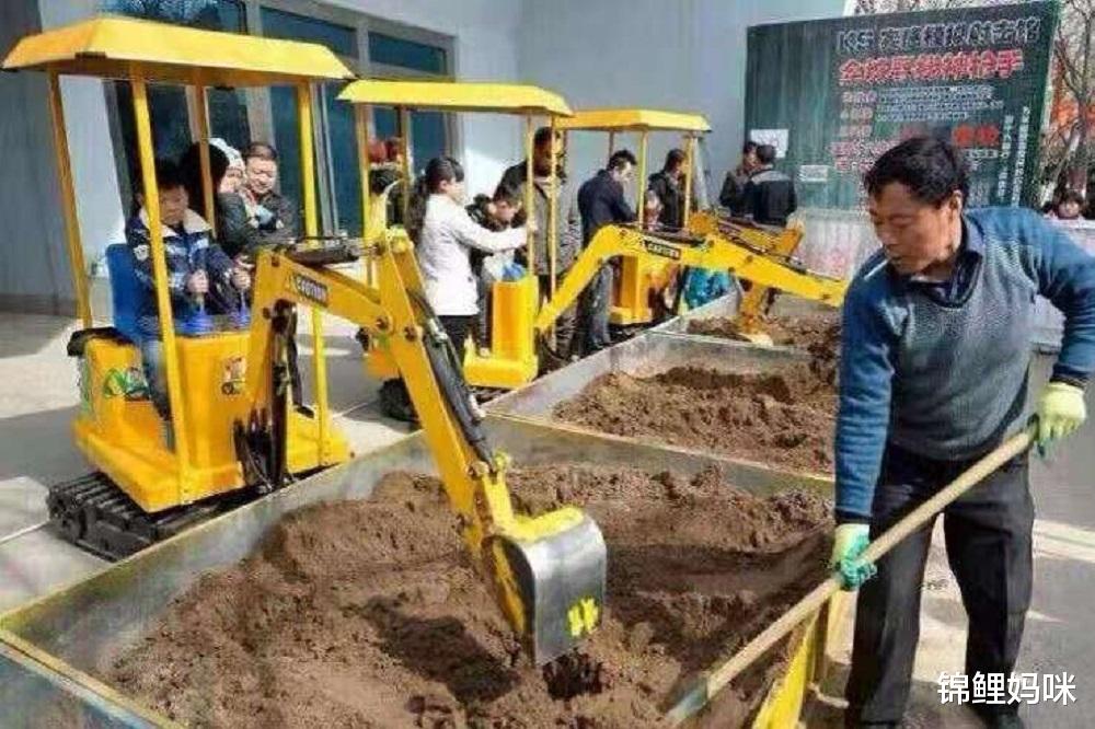 锦鲤妈咪|孩子钟爱的“挖掘机”，有家长不知道的魔力，男宝和女宝都被吸引