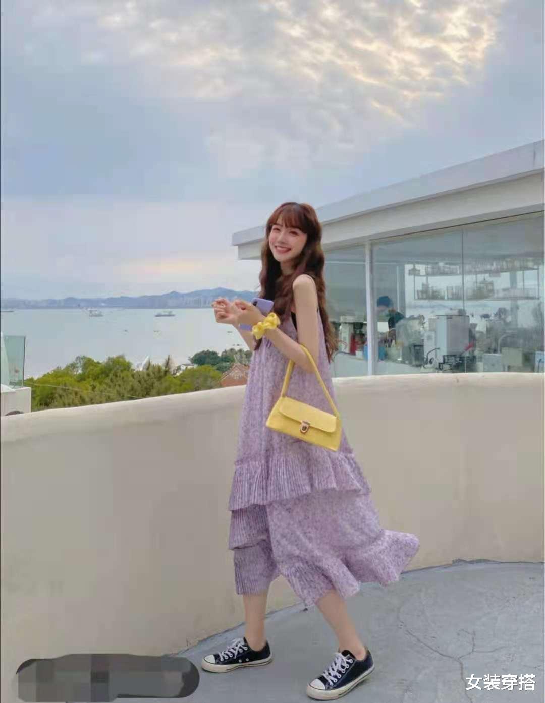 女装穿搭|紫色连衣裙搭配什么鞋子好看