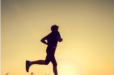 健身|身高176的美女，坚持跑步4年，打造“沙漏型”身材，让人十分羡慕