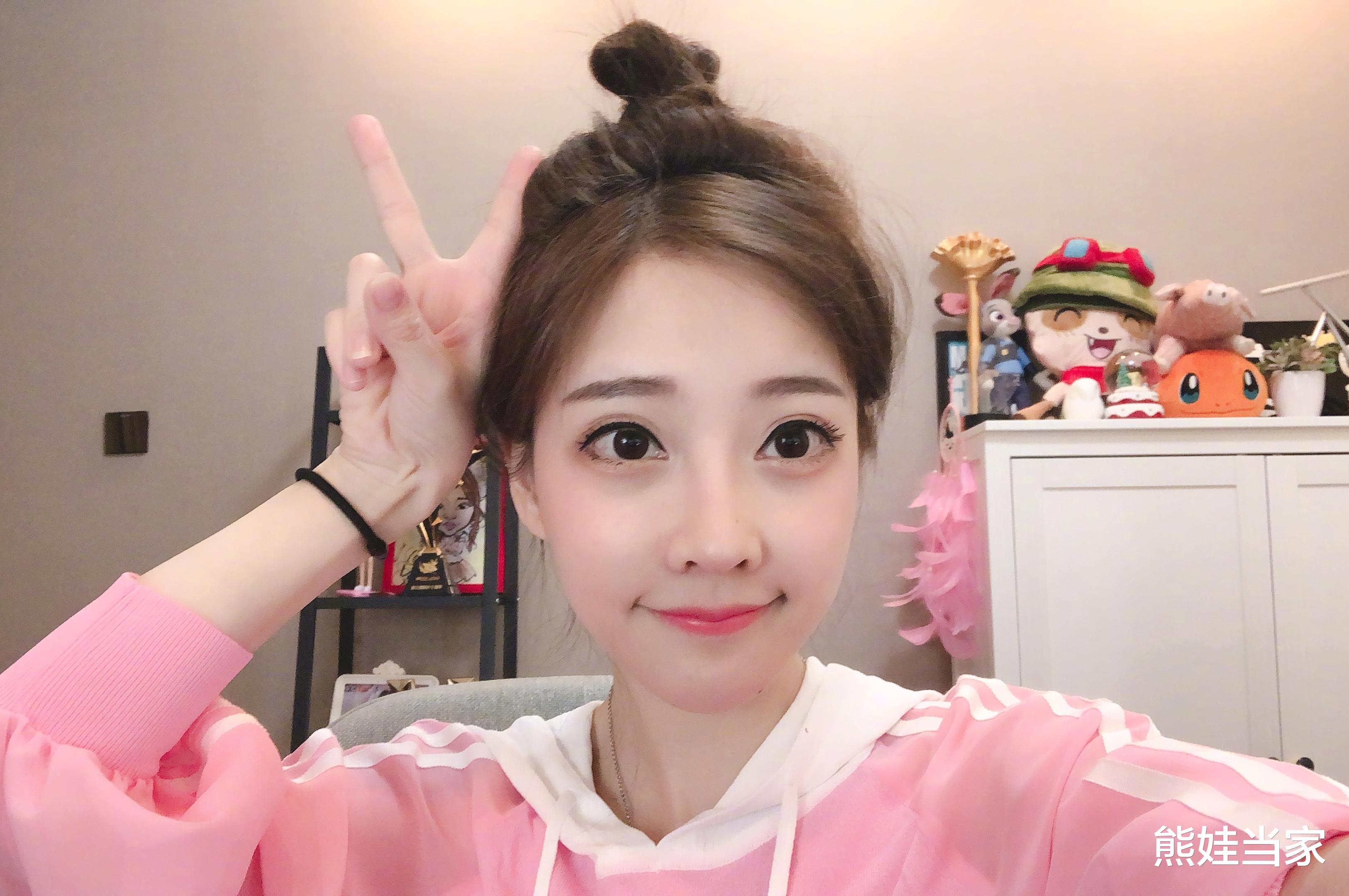 熊娃当家|冯提莫为何突然不“红”了?看她干过的那些事,就一点都不奇怪了