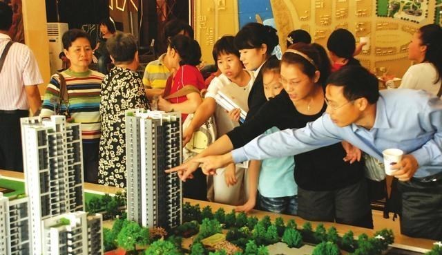 |旧改代替拆迁,有“3类人”迎喜讯,但房龄满21年的危房还是要拆