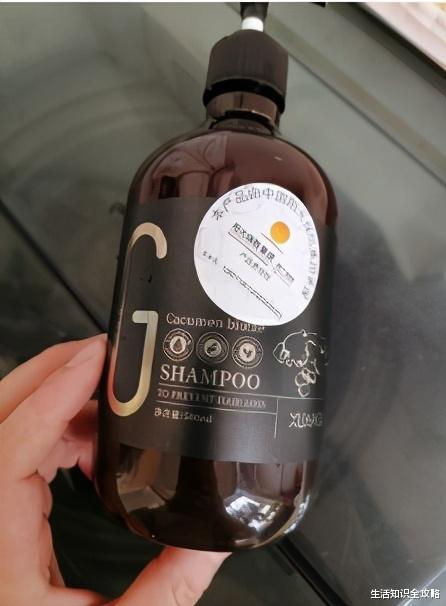 妇科疾病|曝光列入黑名单的“致癌”洗发水，专家提醒：家里有的赶紧丢了！