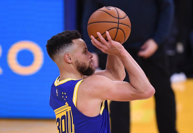 斯蒂芬·库里|场均5三分！库里有望再次改写历史，果然能打破的只有他自己