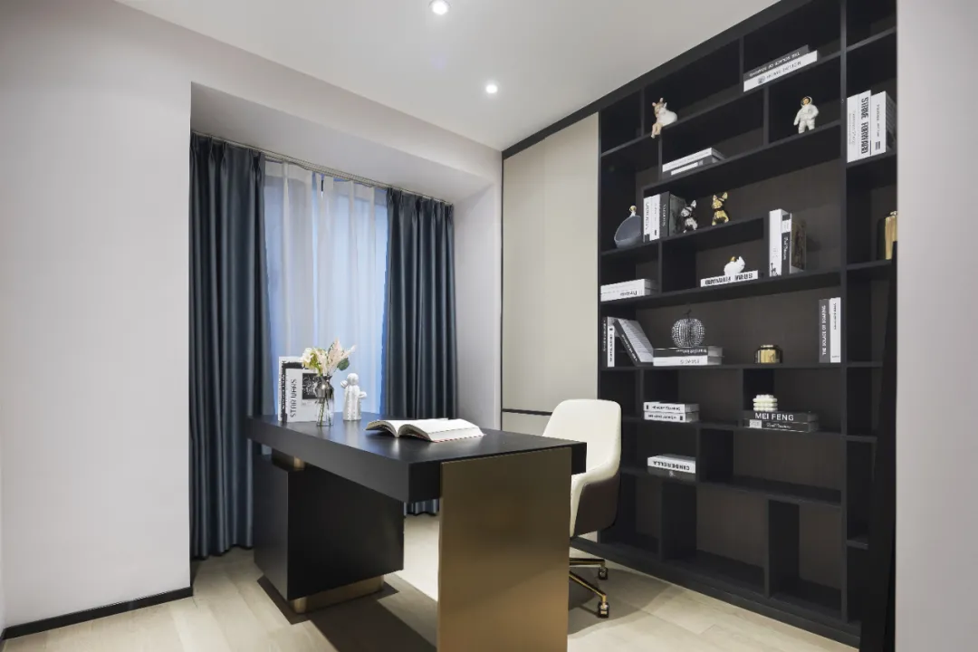 设计师|148㎡现代轻奢风,黑白灰咖的高级精致生活!