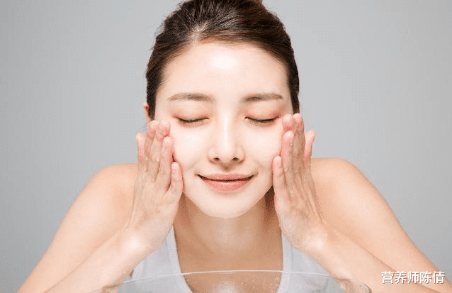 穿衣搭配|你真的会护肤吗?教你这样护肤,长期坚持皮肤变成“牛奶肌”