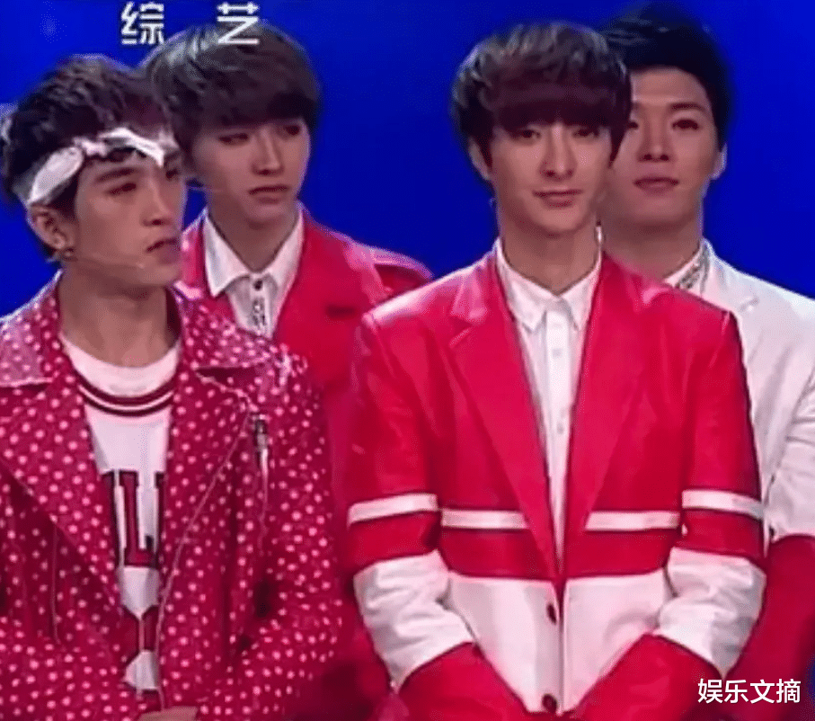 林生斌|蔡徐坤鞠婧祎早年同框被扒，无美颜镜头怼脸拍，暴露二人真实颜值