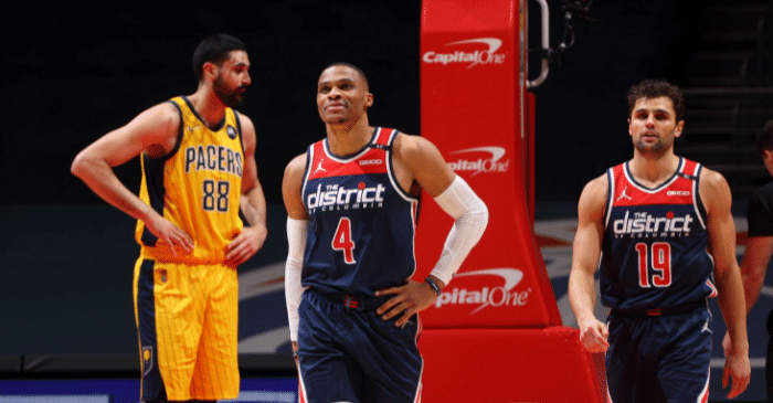 威斯布鲁克|火了!老詹+哈登祝贺威少斩获神数据,威少妻子晒图打趣:我口渴了!