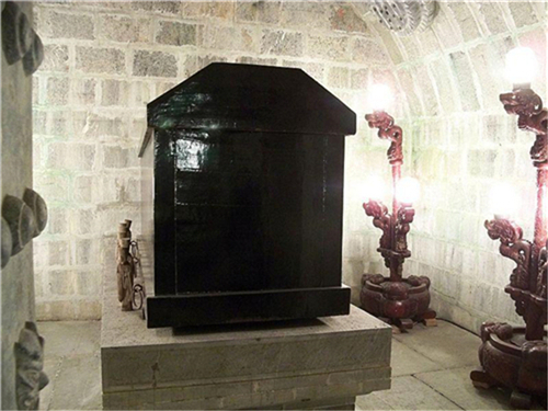 包拯|历史上包拯真的是清官？考古队员进入后，发现盗墓贼留下的8个字