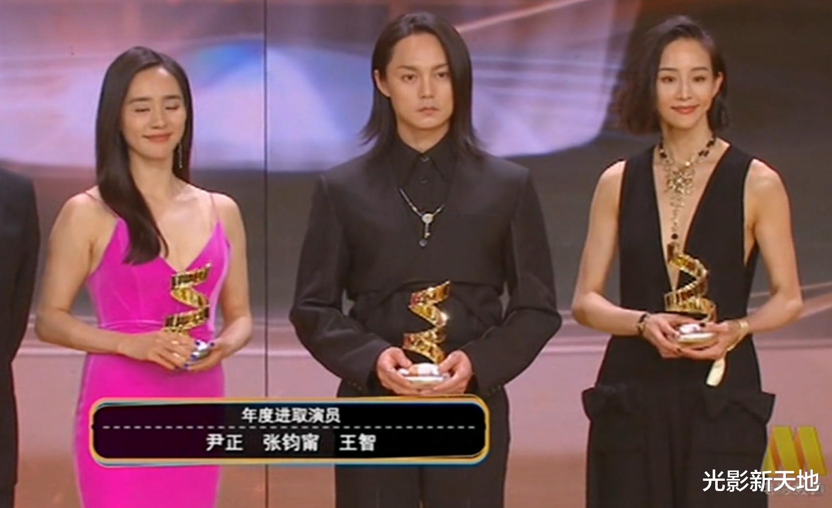 贾玲|电影之夜：奖项分猪肉，张哲瀚获奖无说服力，贾玲状态令人担忧