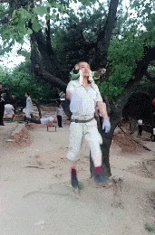 丁剑剑|“你是宁愿被骗走身体，还是愿意被骗走感情？”评论笑喷了，哈哈哈
