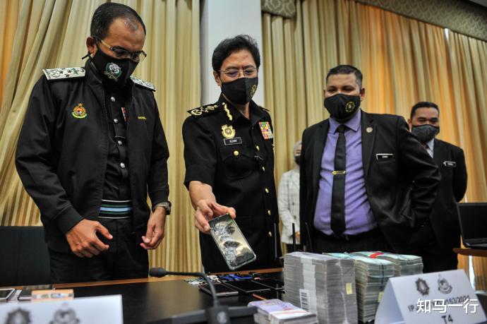 知马一行 改一改，印一印，假证集团坐拥千万资产