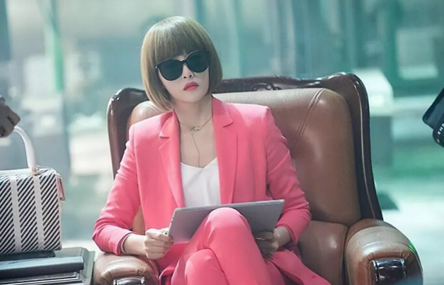 金三顺|46岁“金三顺”整容变网红，胖妹变女神，戏外的她更优秀