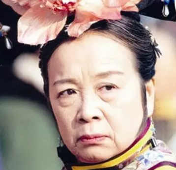 杨洋|26岁出演“潘金莲”一夜成名，如今发福认不出，48岁至今没儿女