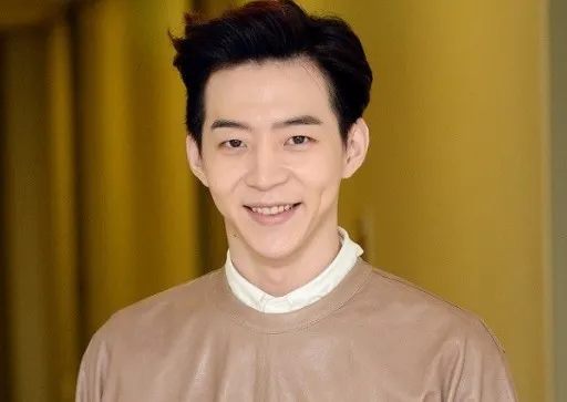 朴有焕|步哥哥后尘！韩国演员朴有焕因在朴有天泰国演唱会行程中聚众吸毒被立案