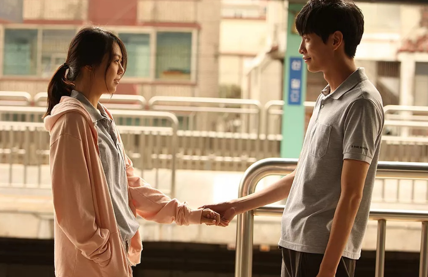 四海为天|多半的单身女人,容易和熟悉的人发生感情,其原因简单