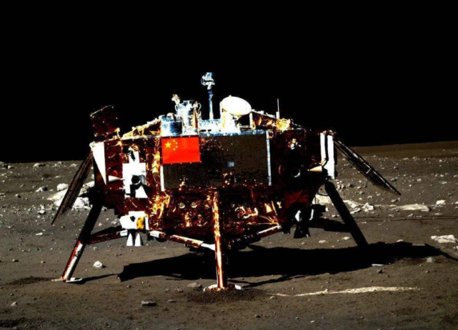 月球 月球样品公开发布，嫦娥五号将无价之土带回中国，美想要都要不到