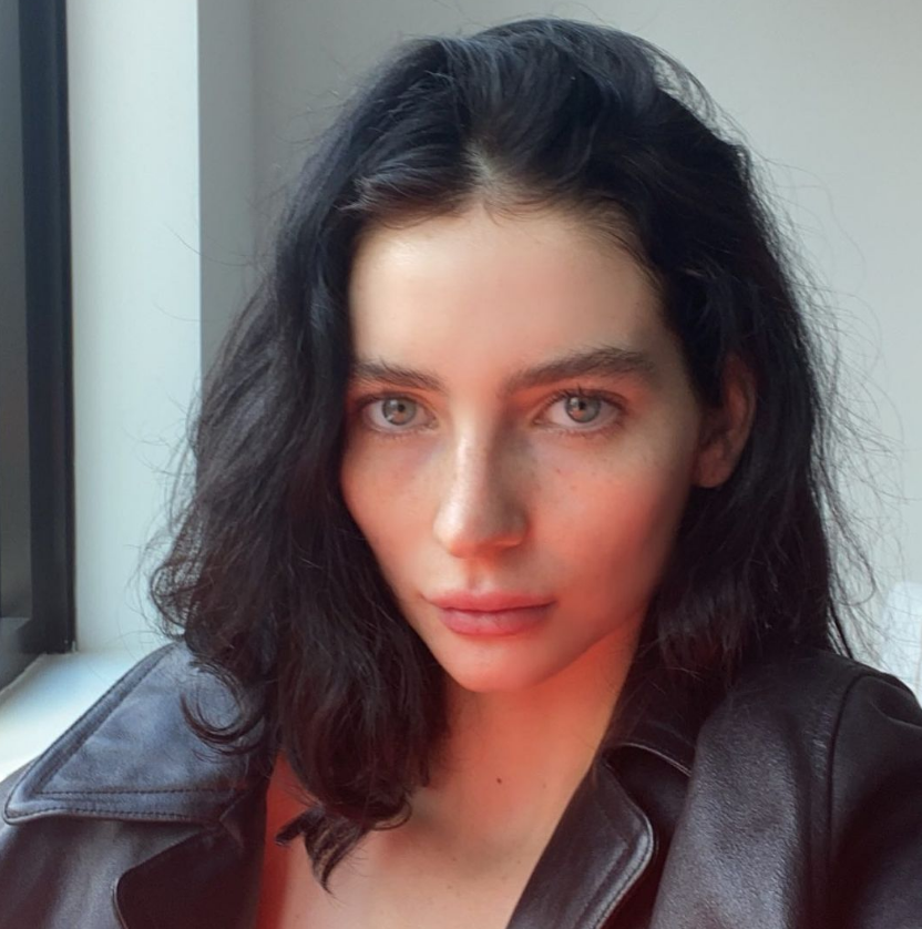 高圆圆|泪目！保罗沃克女儿出嫁，范迪塞尔替挚友挽着新娘子的手入场