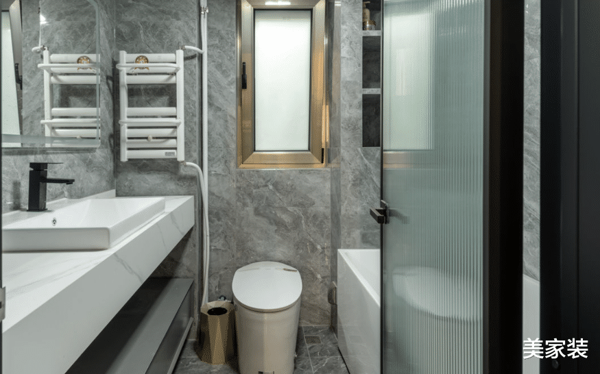 现代简约风打造三居室，高级灰做为主色，时髦又前卫