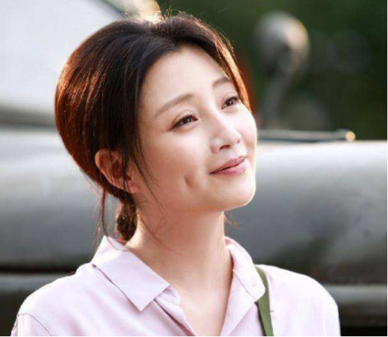 殷桃|她是马总欣赏的女演员之一，拿遍奖项成满贯影后，五段情史太坎坷