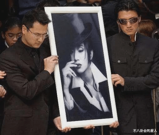 吴孟达|香港巨星丧礼的扶灵人：谢霆锋为梅艳芳捧遗像，刘德华扶灵过两次