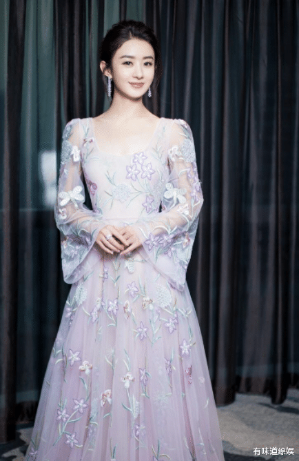 赵丽颖|女神赵丽颖成名史：从一个农村女娃到当今顶流小花，究竟有多难？