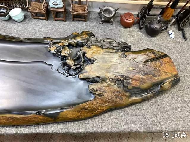 玉雕|把石头雕刻成一根“枯木”，还赋予它一点生命，这种茶盘真的好赞