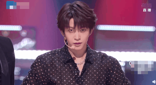 关晓彤|818晚会一言难尽，怎么做到难看的那么难看，好看的又特好看的？