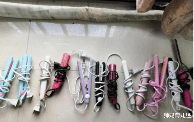 帅妈育儿经|女大学生宿舍迎来“突击检查”，违禁品掉落一地，宿管表情严肃