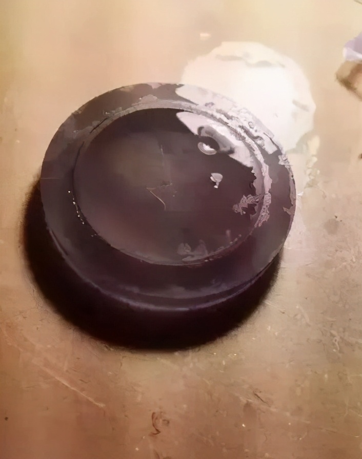 |价值100多万的玻璃种原石，做出的成品让人忍不住想占为己有！