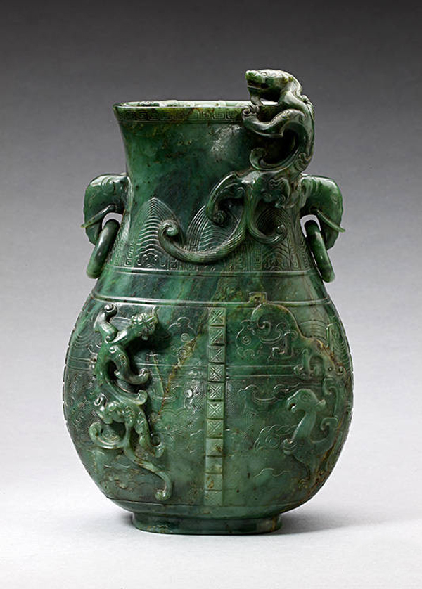 |清宫造办处的仿古玉器为什么要用碧玉？这一秘密竟藏在青铜器中