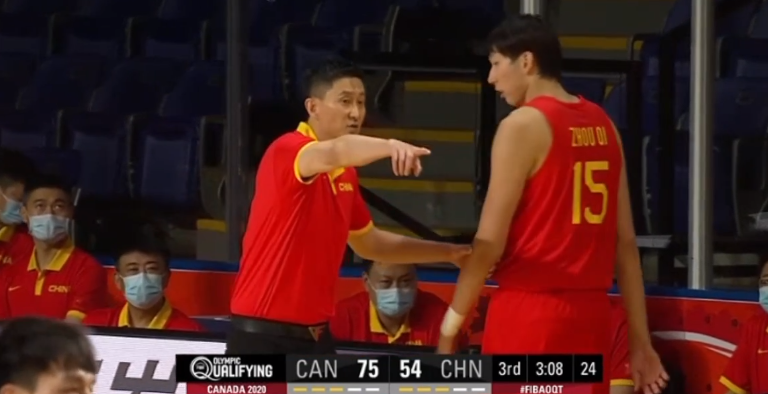 周琦|中国男篮30分惨败！胡明轩24分全场最高，新科FMVP不输NBA球员