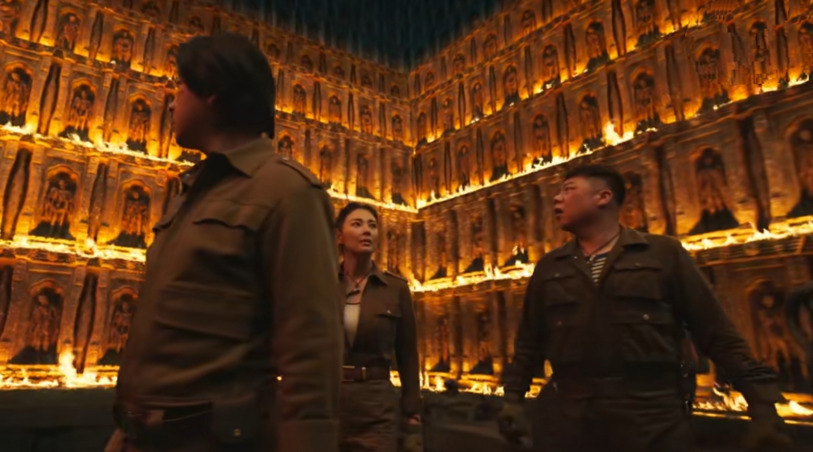 富翁|《云南虫谷》最新2集看了个寂寞，超前点播没冲动，精彩全在预告里