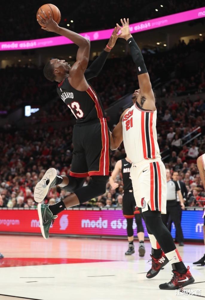 阿德巴约|征服投篮！短短1个月，命中率提升18%，已成勇士核心的Plus版