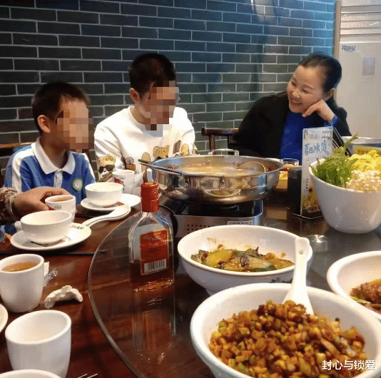 |孙卓物理老师火出圈，却因力挺孙家遭买家报复，账号或将永久封禁