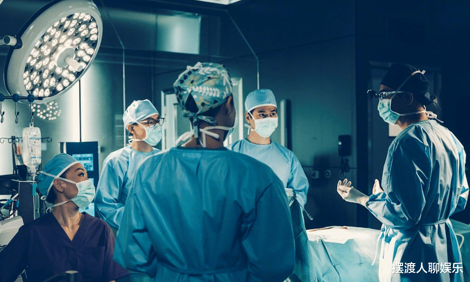 星空下的仁医|《星空下的仁医》口碑爆棚，港剧又迎来了春天，网友：港剧不死