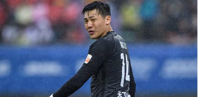 山东鲁能|鲁能战青岛首发预测：后防撤换1人，两王牌坐镇后腰，段刘愚冲锋