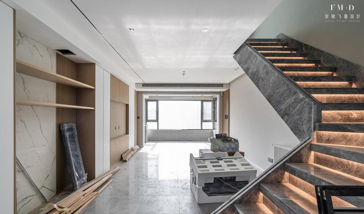 150㎡跃层,硬装坚持“四拆+二浇”,前后对比直接多赚20平!