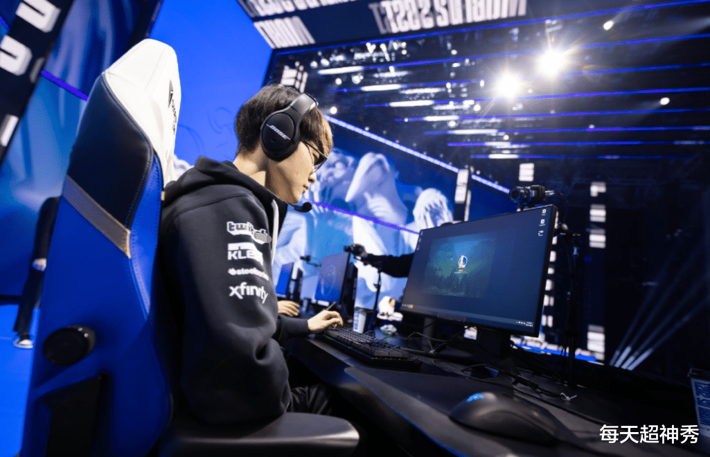 t1|T1双杀DK！Gumayusi一战成名，Khan低头不语