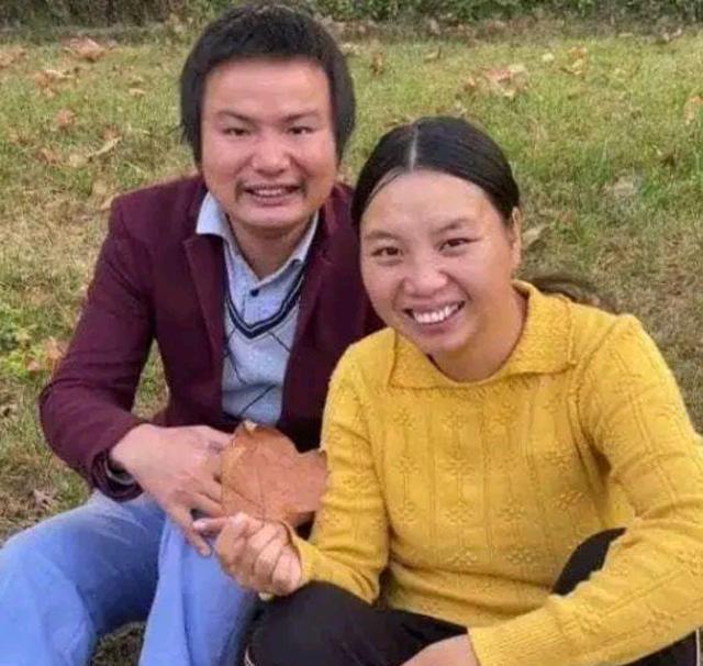 红牛|网红牛爱芳怒怼某电视台，否认豪车豪宅，直播间情绪激动忙解释